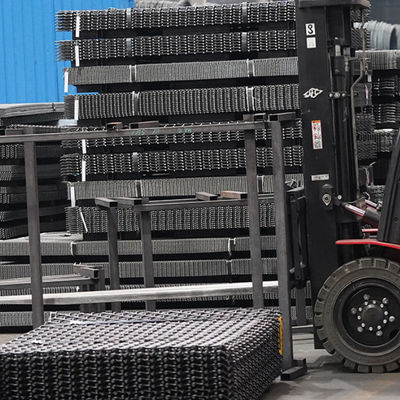 Grandi schermi in acciaio inossidabile per l'industria chimica